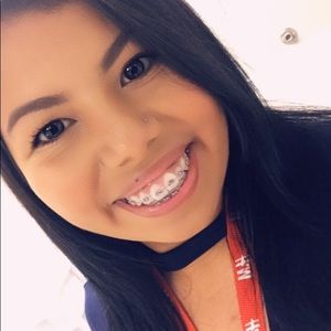 Meet your Posher, Hillary